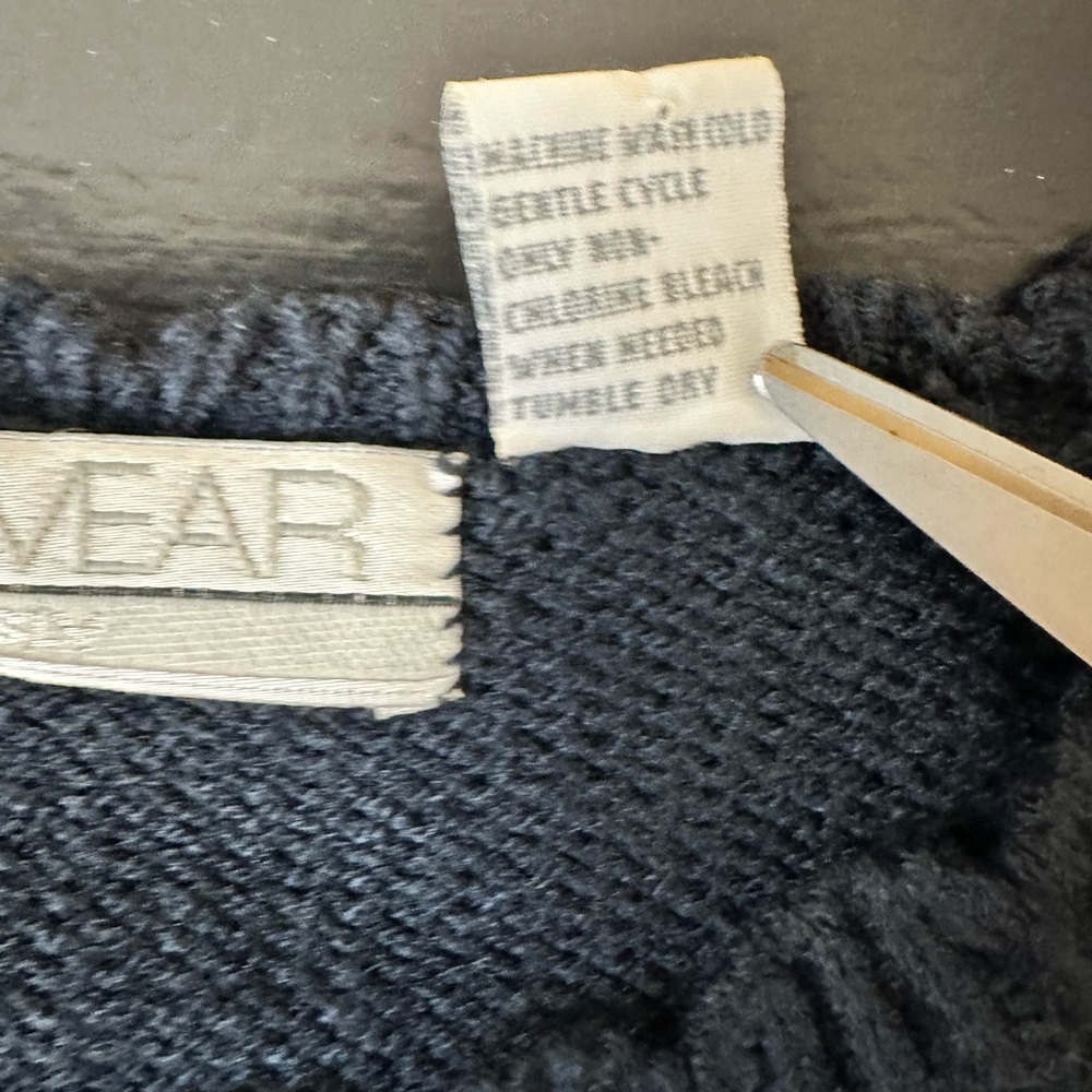 Blue Knit Sweater with Floral Embroidery and Ribbon Detail - Picture 4 of 8